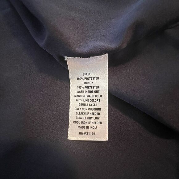 Crown & Ivy Women’s Blouse Large Foliage - Picture 4 of 4